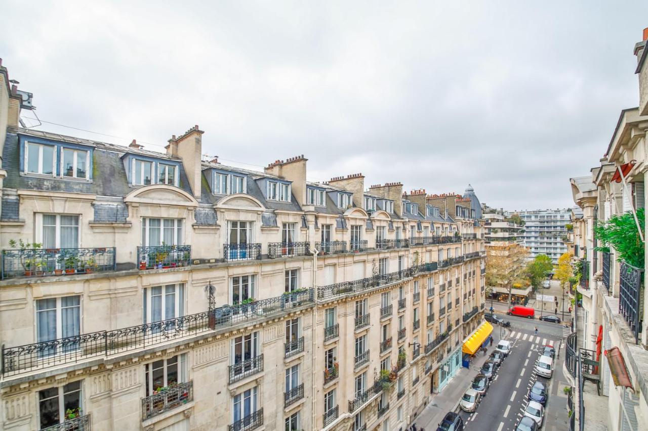 Ws Tour Eiffel - Laos Apartment Paris Bagian luar foto